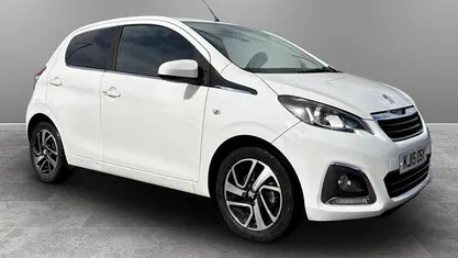 Used Peugeot 108 Allure 82 HP (60 kW) 2018 Hatchback