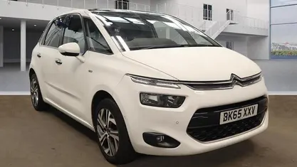 White Used 2015 Citroën C4 Picasso Exclusive MPV | £5,990 (Fair price)