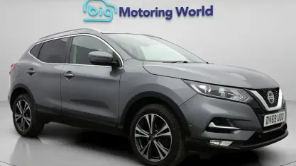 Begagnad Nissan Qashqai N-Connecta 116 HK (85 kW) 2019 Grå SUV