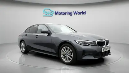 Used BMW 330e 292 HP (214 kW) 2022 Grey Sedan