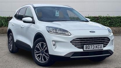 Używany Ford Kuga Titanium 150 KM (110 kW) 2023 SUV