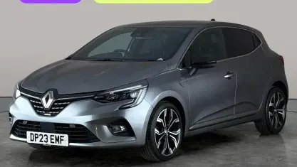 Used Renault Clio Techno 90 HP (66 kW) 2023 Grey Hatchback