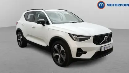 Used Volvo XC40 Ultimate 197 HP (144 kW) 2023 White SUV
