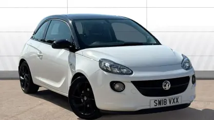 Used Vauxhall Adam 69 HP (50 kW) 2018 White Hatchback