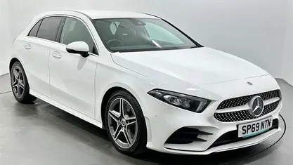 Used Mercedes A250 AMG Line Premium 224 HP (164 kW) 2019 White Hatchback