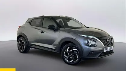 Usado Nissan Juke N-Connecta 143 HP (105 kW) 2023 Cinzento SUV