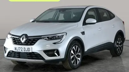 Used Renault Arkana Iconic 145 HP (106 kW) 2022 White SUV