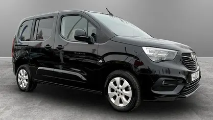Used Vauxhall Combo 102 HP (75 kW) 2022 MPV