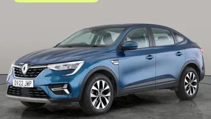 Usado Renault Arkana Iconic 140 HP (102 kW) 2022 Azul SUV
