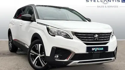 Used Peugeot 5008 Allure 120 HP (88 kW) 2018 Estate
