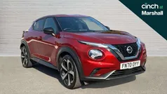 Pearl fuji sunset red Used 2020 Nissan Juke Tekna SUV | £15,601 (Fair price)