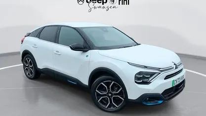 Used Citroën e-C4 Shine 100 kW (136 HP) 2023 White Hatchback
