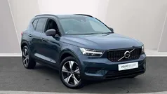 Blue Used 2022 Volvo XC40 R-Design SUV | £24,950 (Fair price)