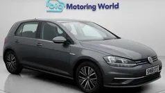 Used 2019 VW Golf VII SE Hatchback | £14,400 (Fair price)