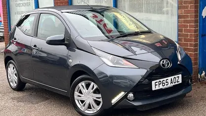 Grey Used 2015 Toyota Aygo x-press Hatchback | £6,295 (Fair price)