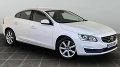 White Used 2016 Volvo S60 SE Sedan | £7,495 (Fair price)