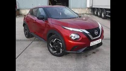 Used Nissan Juke N-Connecta 114 HP (83 kW) 2023 Red SUV