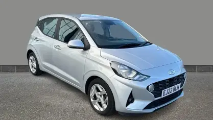 Used Hyundai i10 SE 84 HP (61 kW) 2023 Hatchback