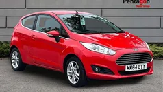 Red Used 2015 Ford Fiesta Zetec Hatchback | £6,495 (Fair price)