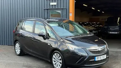 Used Vauxhall Zafira Tourer Design Edition 170 HP (125 kW) 2016 Black MPV