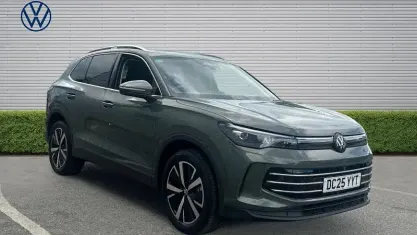Używany VW Tiguan Elegance 204 KM (150 kW) 2025 Zielony SUV