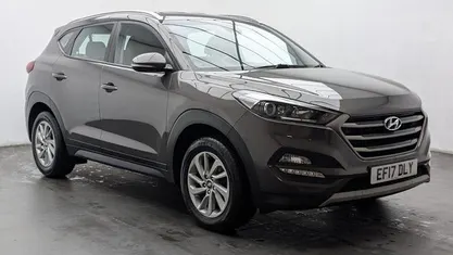 Used Hyundai Tucson SE 132 HP (97 kW) 2017 Grey SUV