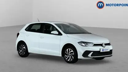 Used VW Polo Life 80 HP (58 kW) 2024 White Hatchback