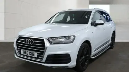 Used Audi Q7 S-Line 231 HP (169 kW) 2019 White SUV