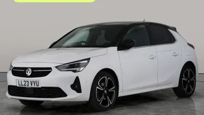 Used Vauxhall Corsa Ultimate 131 HP (96 kW) 2023 White Hatchback