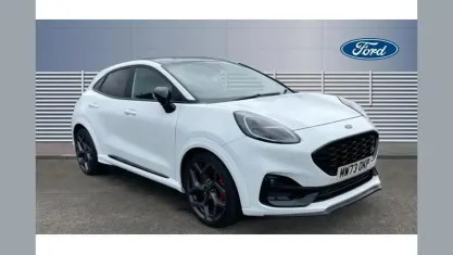 Used Ford Puma ST 200 HP (147 kW) 2023 White SUV