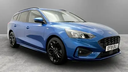 Used Ford Focus ST-Line X 120 HP (88 kW) 2019 Blue Estate