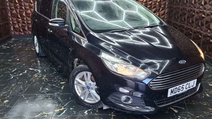 Używany Ford S-MAX Titanium 179 KM (131 kW) 2018 Minivan