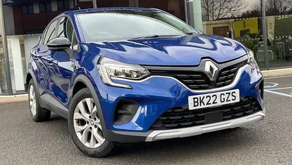 Used Renault Captur Iconic 91 HP (66 kW) 2022 SUV