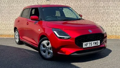 Used Suzuki Swift 82 HP (60 kW) 2025 Burning red pearl Hatchback