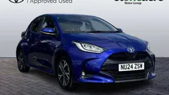 Blue Used 2024 Toyota Yaris Hybrid Design Hatchback | £19,000 (Fair price)