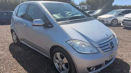 Used Mercedes A180 Avantgarde 109 HP (80 kW) 2009 Silver Hatchback