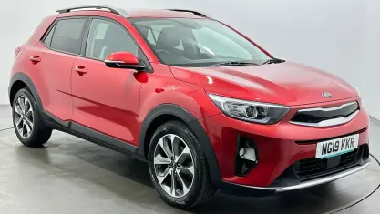 Used Kia Stonic 120 HP (88 kW) 2019 Red SUV