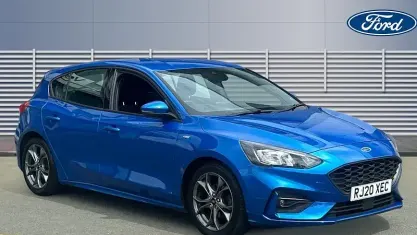 Used Ford Focus ST-Line 125 HP (91 kW) 2020 Blue Hatchback