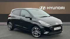 Black Used 2024 Hyundai i10 Premium Hatchback | £15,174 (Fair price)