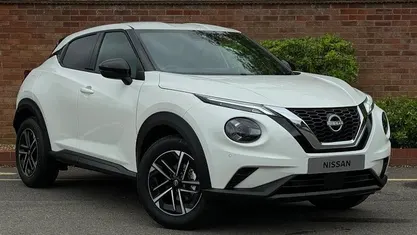 Used 2025 Nissan Juke N-Connecta SUV | £20,494 (Fair price)