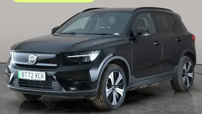 Używany Volvo XC40 Core 169 kW (231 KM) 2022 SUV