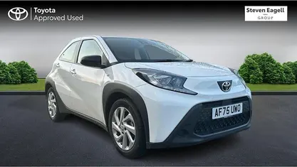 Used Toyota Aygo X PURE 72 HP (52 kW) 2025 SUV