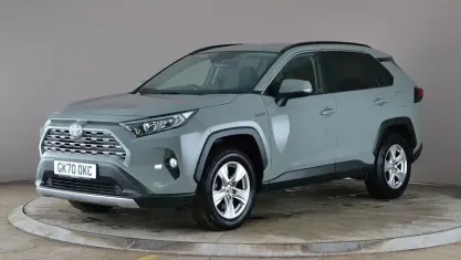 Usado Toyota RAV4 218 HP (160 kW) 2022 SUV