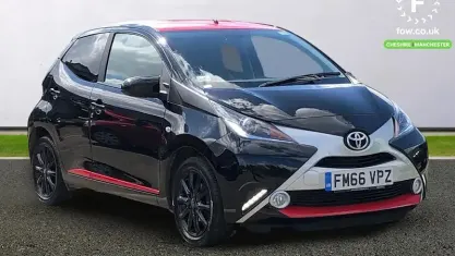 Used Toyota Aygo x-press 69 HP (50 kW) 2017 Black Hatchback