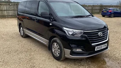 Used Hyundai I800 SE 170 HP (125 kW) 2019 MPV