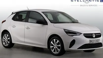 Used Vauxhall Corsa Edition 75 HP (55 kW) 2022 White Hatchback