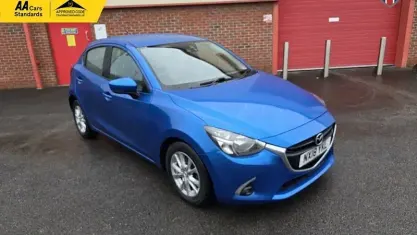 Used Mazda 2 90 HP (66 kW) 2017 Blue Hatchback