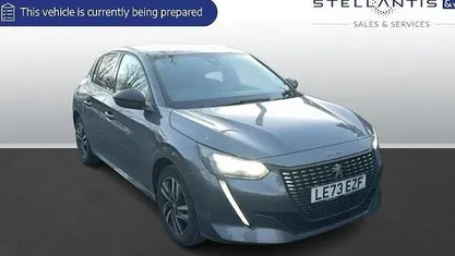 Used Peugeot 208 Allure+ 131 HP (96 kW) 2023 Hatchback