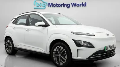 Used Hyundai Kona SE 100 kW (136 HP) 2022 White SUV