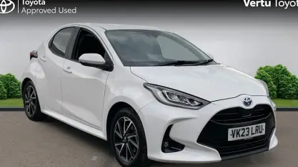 Usata Toyota Yaris Hybrid Design 116 CV (85 kW) 2026 Utilitaria